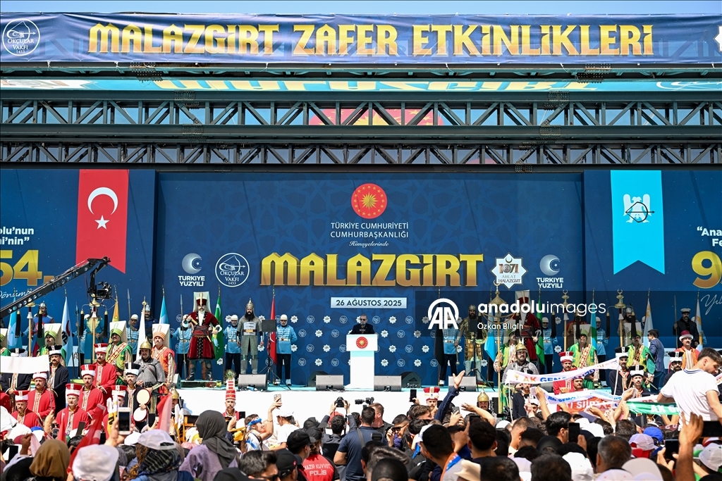 Cumhurbaşkanı Erdoğan, Malazgirt Zaferi’nin 954. Yıl Dönümü Kutlama Programı'nda konuştu