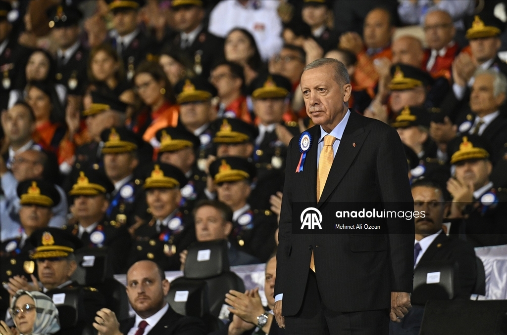 Cumhurbaşkanı Erdoğan, Jandarma ve Sahil Güvenlik Akademisi Mezuniyet Töreni'ne katıldı