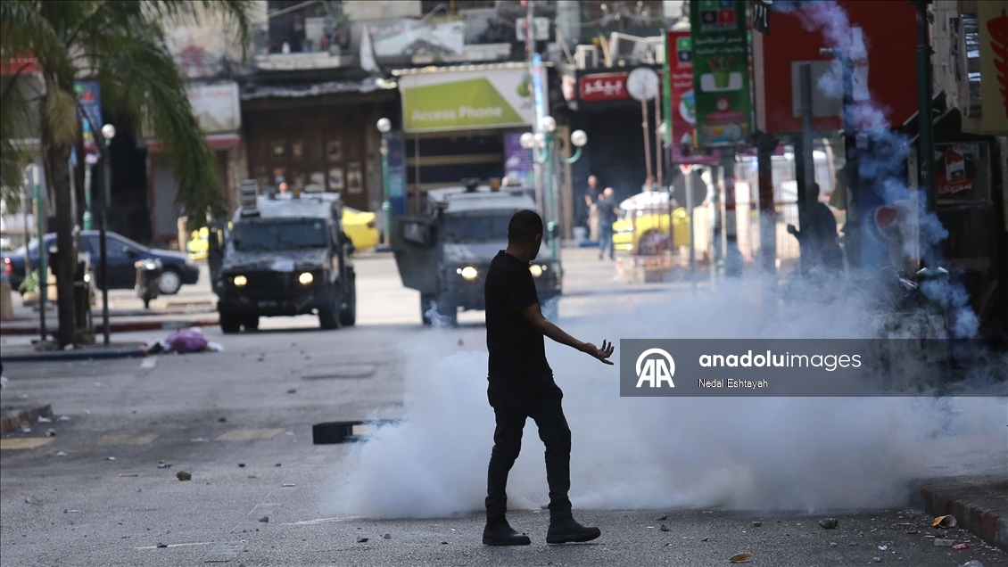 İsrail ordusu, Nablus kentine baskın düzenledi