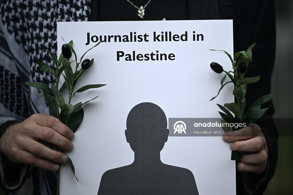 لندن.. مئات الأشخاص يحيون ذكرى صحفيين قتلتهم إسرائيل في غزة