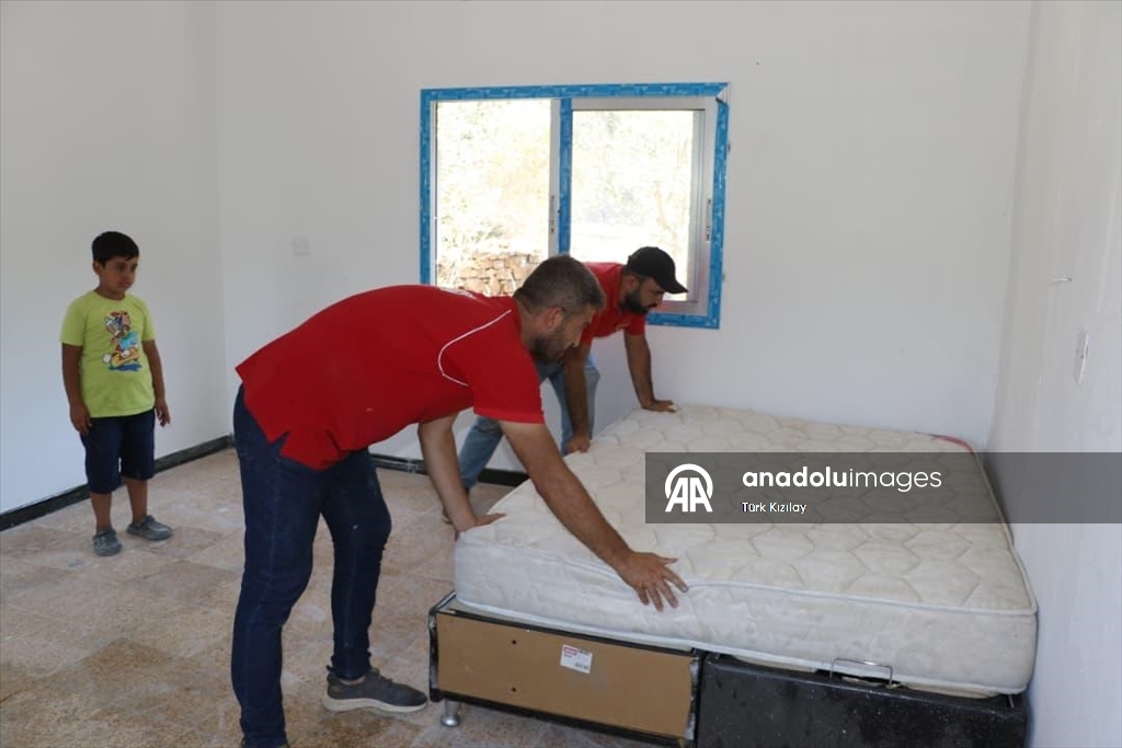 استجابةً لمناشدة طفل.. الهلال الأحمر التركي يرمم منزلا بسوريا