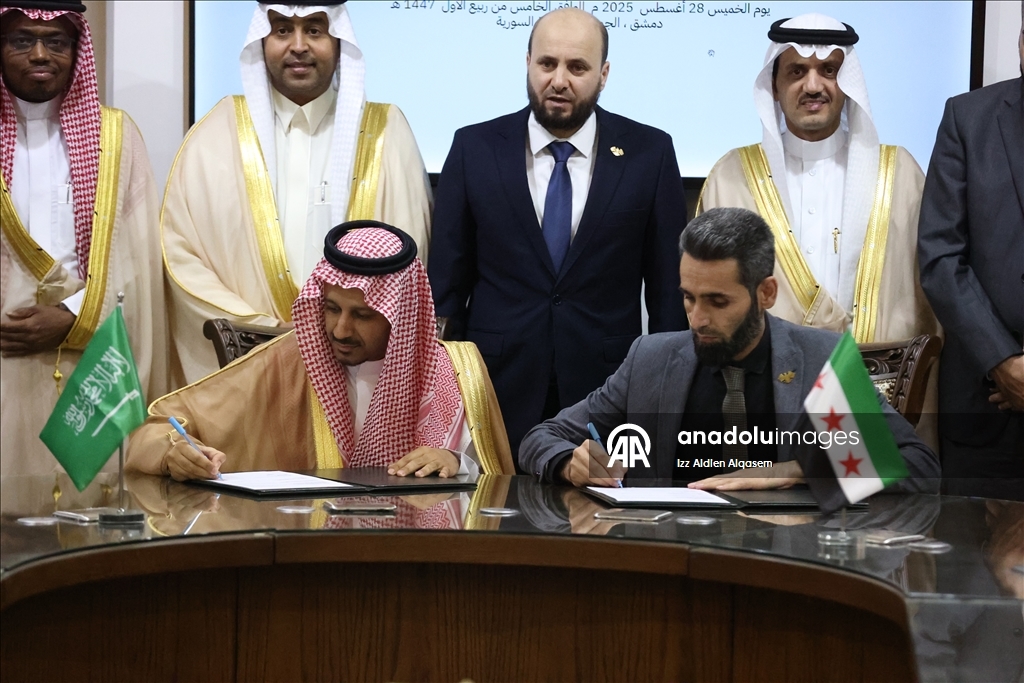 سوريا والسعودية توقعان اتفاقية و6 مذكرات في قطاعات الطاقة