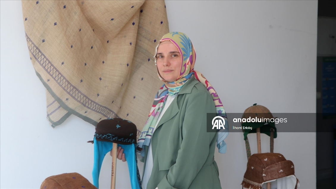 Erzurum'un geleneksel kumaşından üretilen 27 şapka tasarımı tescil aldı
