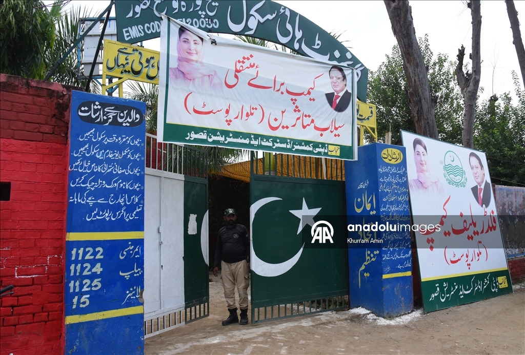 Pakistan'daki sel felaketinin ardından sivillerin tahliyesi devam ediyor