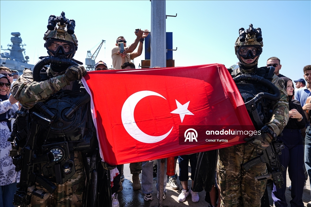 "TEKNOFEST Mavi Vatan"da SAT ve SAS komutanlıklarının gösterileri yapıldı