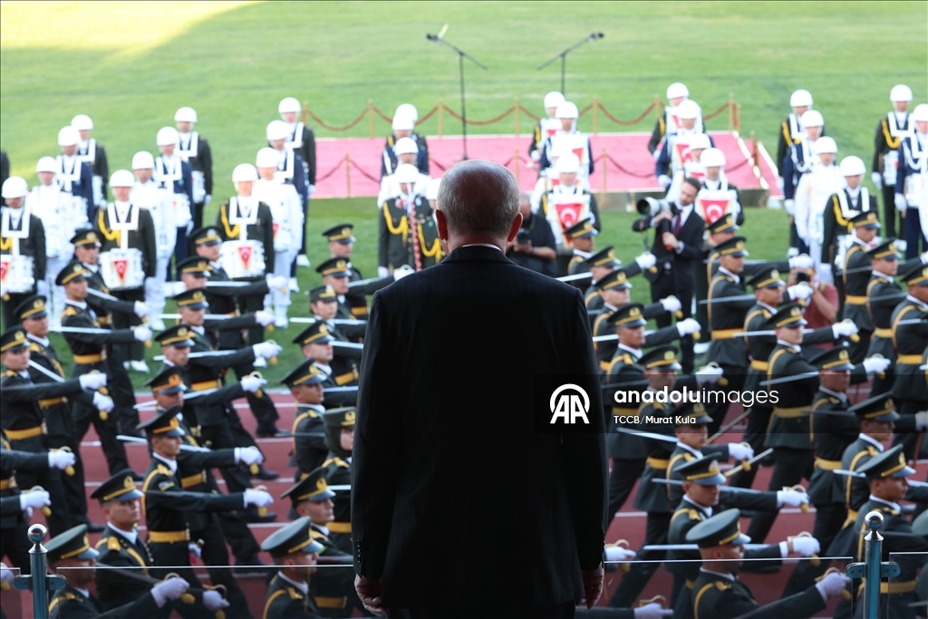 Cumhurbaşkanı Erdoğan, MSÜ Harp Okulları Diploma Alma ve Sancak Devir Teslim Töreni'ne katıldı