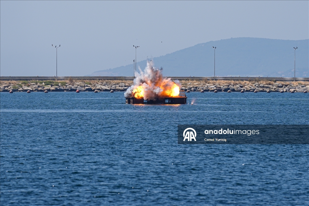 "TEKNOFEST Mavi Vatan"da SAT ve SAS komutanlıklarının gösterileri yapıldı