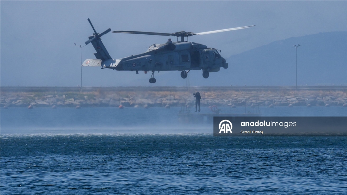"TEKNOFEST Mavi Vatan"da SAT ve SAS komutanlıklarının gösterileri yapıldı