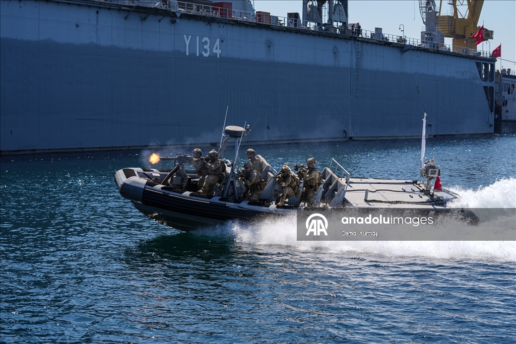 "TEKNOFEST Mavi Vatan"da SAT ve SAS komutanlıklarının gösterileri yapıldı