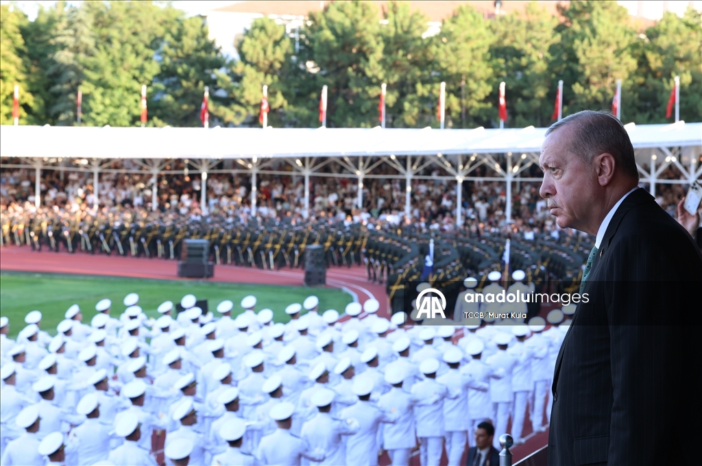 Cumhurbaşkanı Erdoğan, MSÜ Harp Okulları Diploma Alma ve Sancak Devir Teslim Töreni'ne katıldı