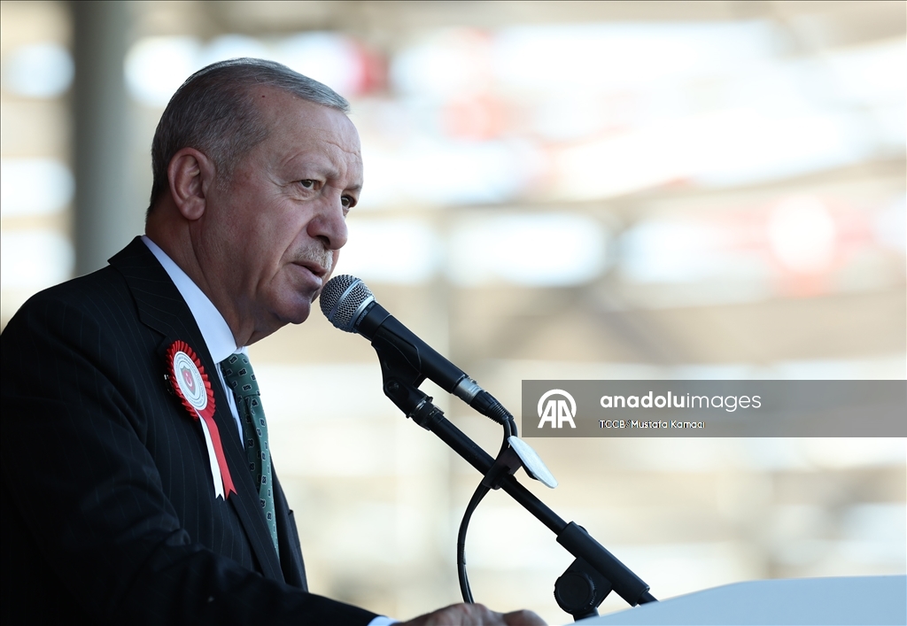 Cumhurbaşkanı Erdoğan, Harp Okulları Diploma Alma ve Sancak Devir Teslim Töreni'ne katıldı