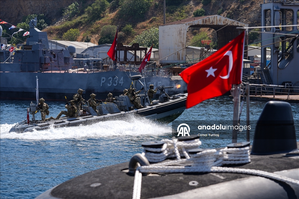 "TEKNOFEST Mavi Vatan"da SAT ve SAS komutanlıklarının gösterileri yapıldı