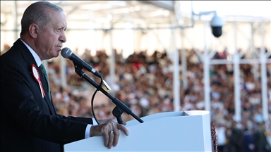 Cumhurbaşkanı Erdoğan, Harp Okulları Diploma Alma ve Sancak Devir Teslim Töreni'ne katıldı