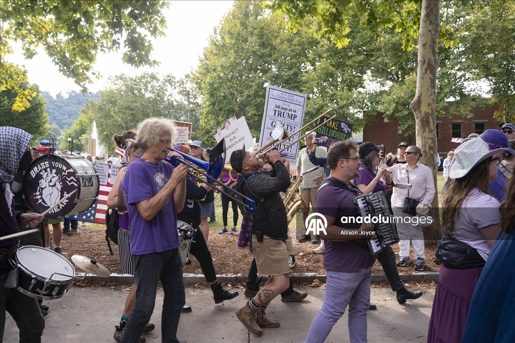 ABD'de hükümet karşıtı protesto düzenlendi