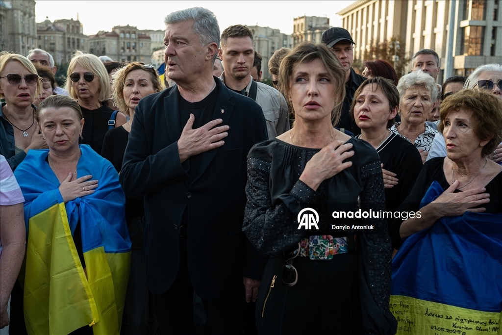 Suikast sonucu hayatını kaybeden eski Ukrayna Parlamento Başkanı Parubiy için Kiev'de tören düzenlendi