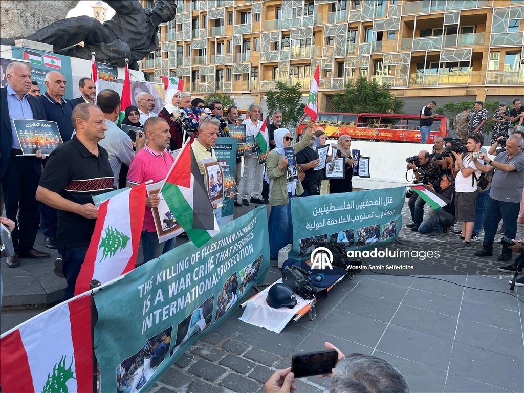 Lebanese journalists rally in solidarity with Palestinian colleagues killed in Gaza