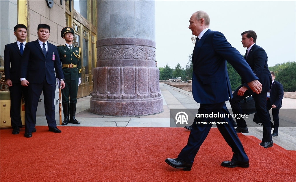 Лидеры РФ, КНР и Монголии провели встречу в Пекине