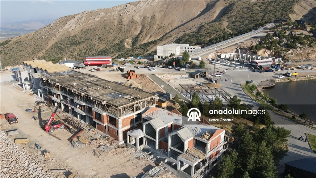 Ergan Dağı yatırımlarla yaz-kış doğa sporlarının merkezi haline geliyor