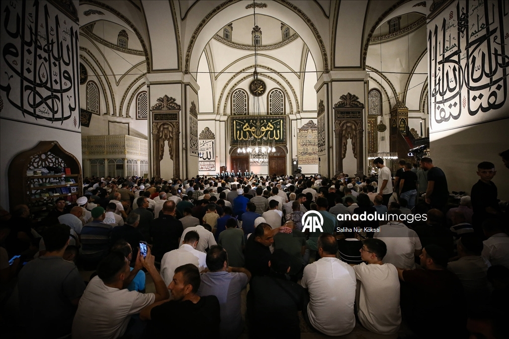 Bursa'da Mevlit Kandili idrak edildi
