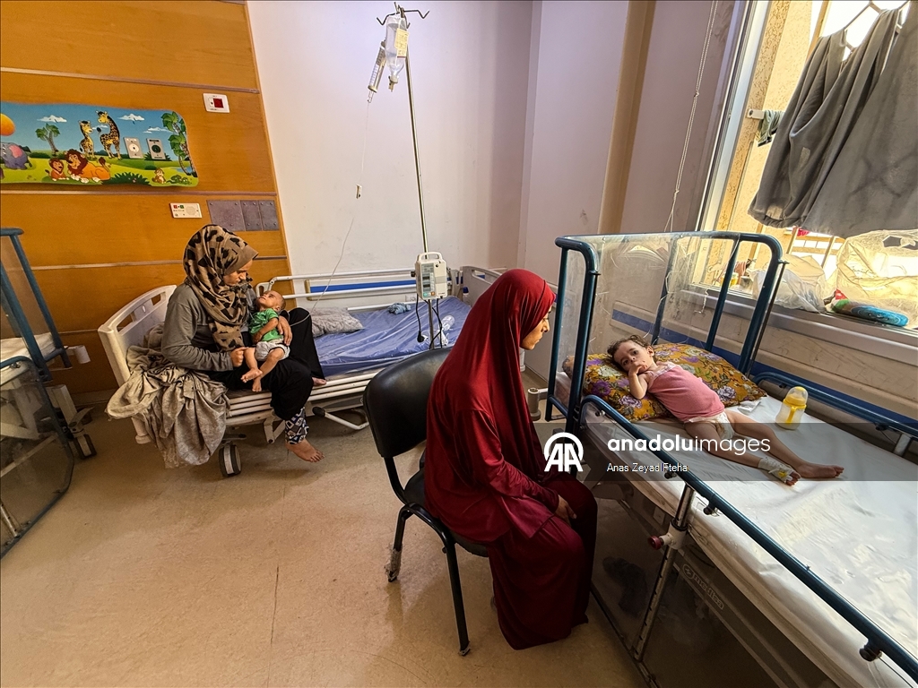 Gazze'deki Rantisi Hastanesi'nde yetersiz beslenme vakaları en yüksek seviyelerine ulaştı