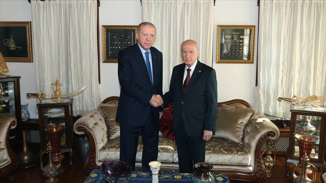 Cumhurbaşkanı Erdoğan, MHP Genel Başkanı Bahçeli'yi ziyaret etti