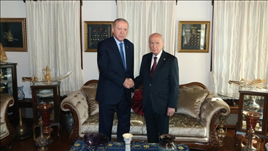 sCumhurbaşkanı Erdoğan, MHP Genel Başkanı Bahçeli'yi ziyaret etti