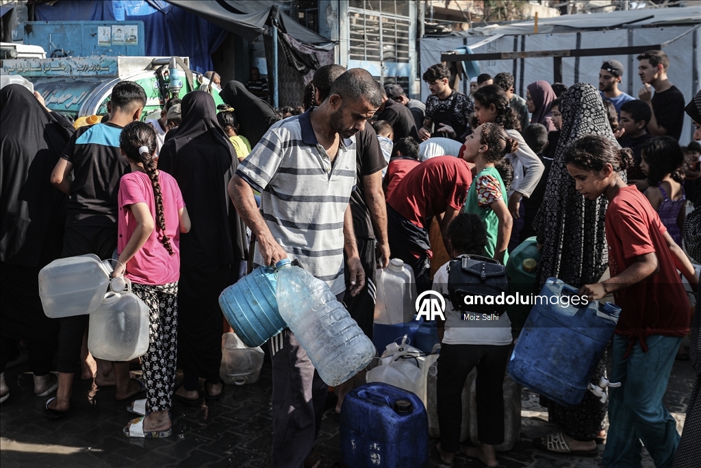 İsrail saldırıları altındaki Gazze'de su krizi