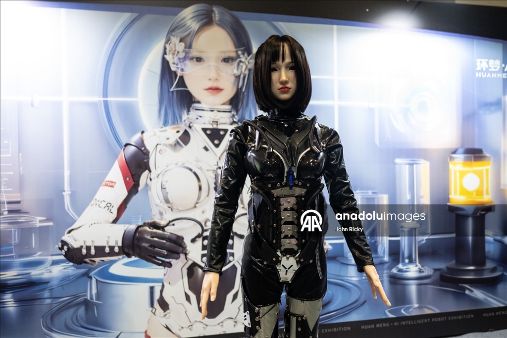 Çin'de Yapay Zeka Robot Sergisi
