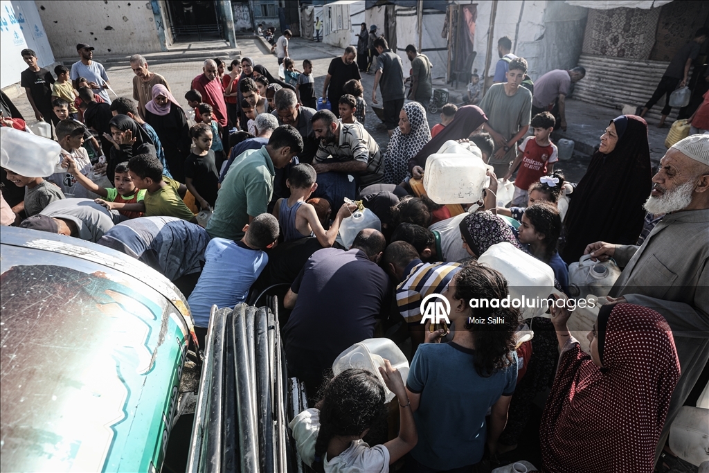 İsrail saldırıları altındaki Gazze'de su krizi