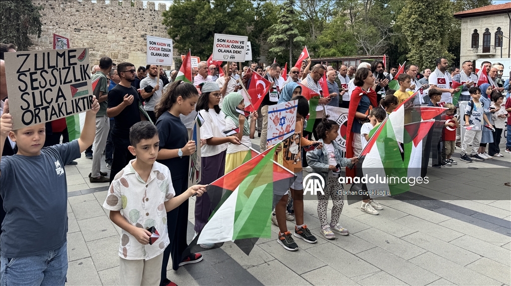 Sinop'ta, Filistin'e ve Küresel Sumud Filosu'na destek verildi