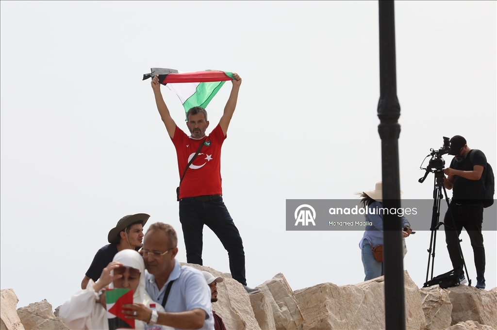 أسطول الصمود العالمي يبدأ بالوصول إلى تونس في طريقه إلى غزة