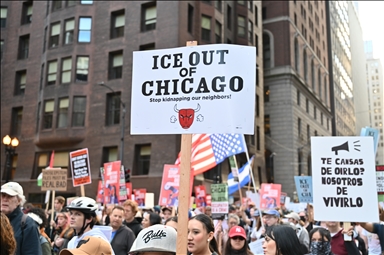 Протест против миграционной политики Трампа в Чикаго