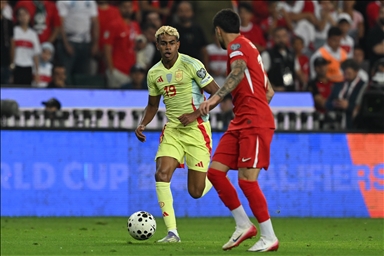 A Milli Futbol Takımı, İspanya'ya mağlup oldu