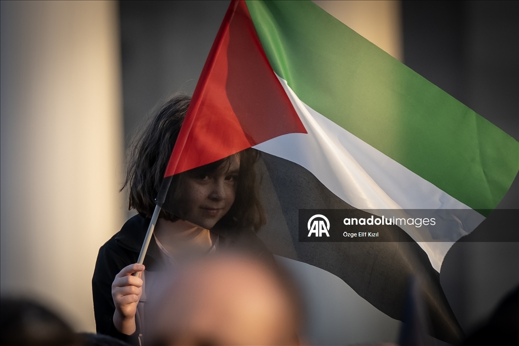 مئات الأتراك يتضامنون مع فلسطين و"أسطول الصمود العالمي"
