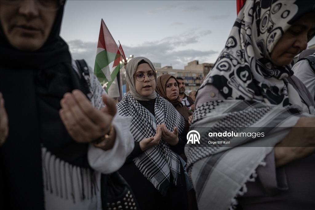 مئات الأتراك يتضامنون مع فلسطين و"أسطول الصمود العالمي"