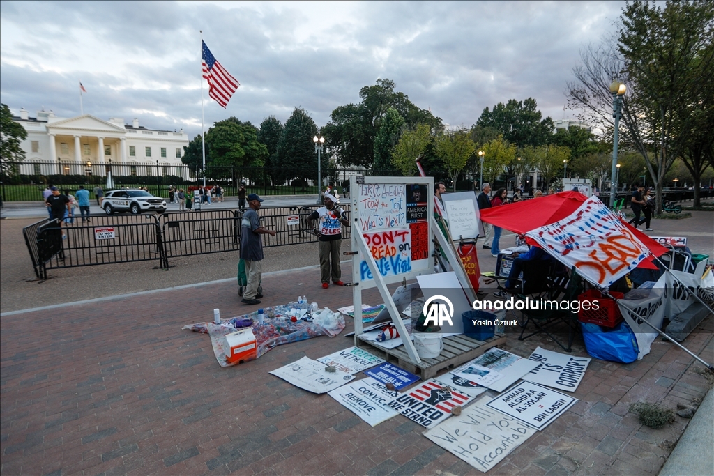 Trump, Beyaz Saray'ın çevresindeki savaş karşıtı protesto çadırının kaldırılmasını emretti