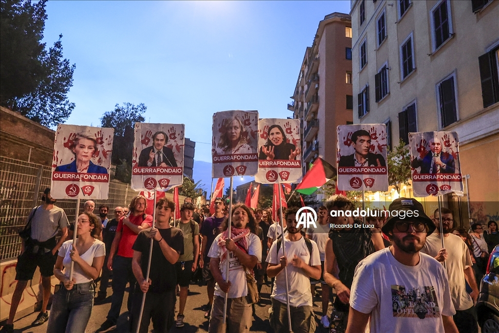 Roma’daki Filistin destekçileri, Küresel Sumud Filosu’na yapılan saldırıyı protesto etti