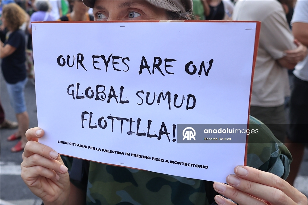 Roma’daki Filistin destekçileri, Küresel Sumud Filosu’na yapılan saldırıyı protesto etti