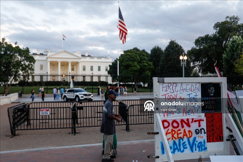 Trump, Beyaz Saray'ın çevresindeki savaş karşıtı protesto çadırının kaldırılmasını emretti