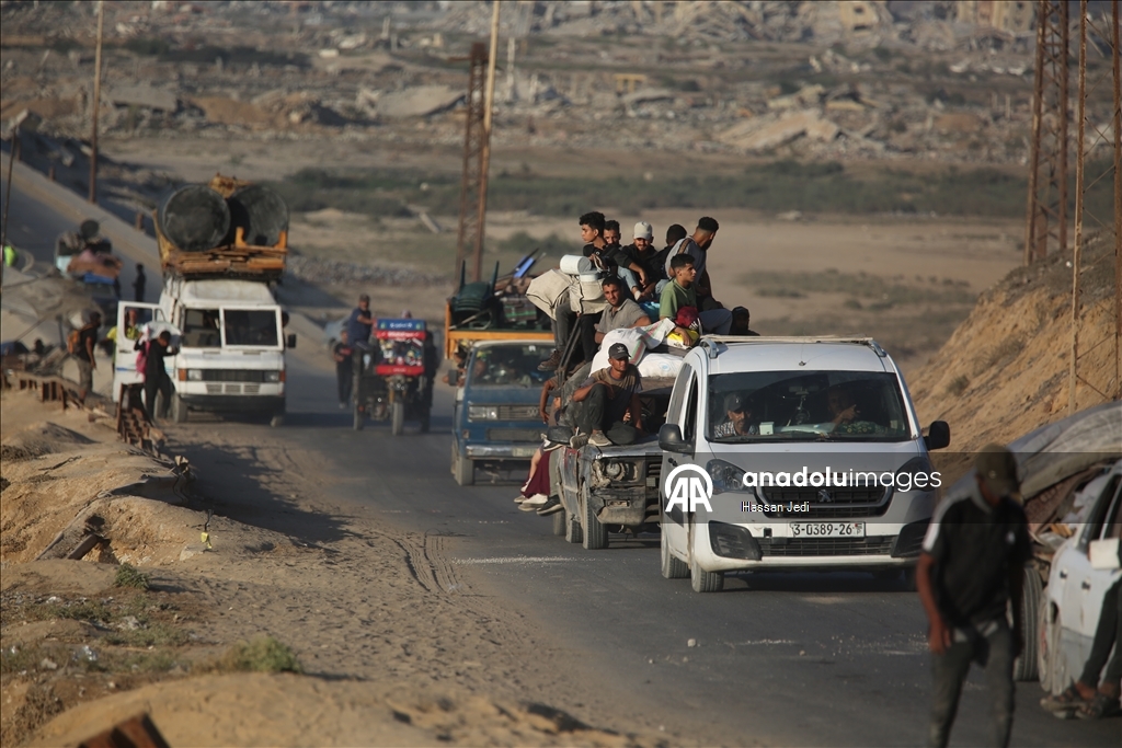 İsrail saldırıları nedeniyle Gazze’de Filistinlilerin göçü sürüyor