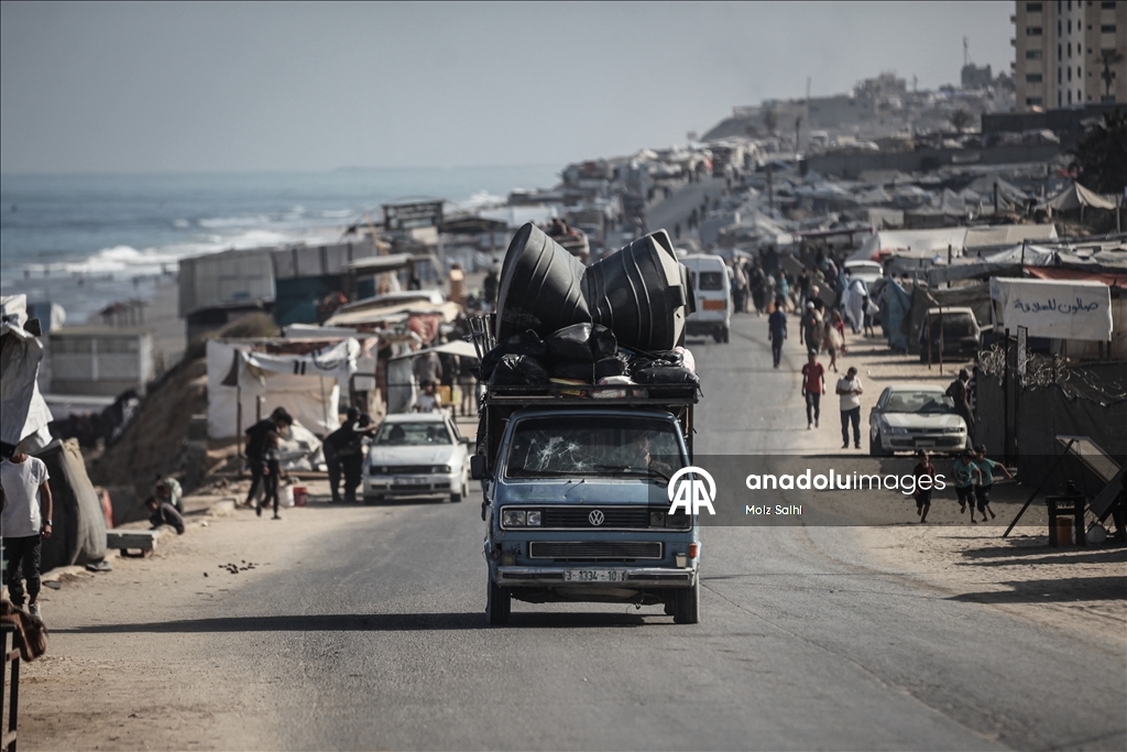 İsrail saldırıları nedeniyle Gazze’de Filistinlilerin göçü sürüyor