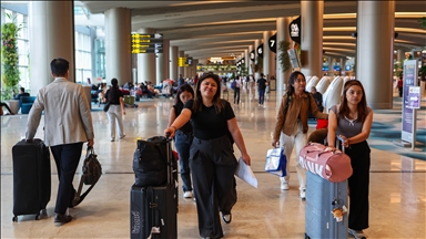 "Z Kuşağı Hareketi"nin gösterileri, Singapur'dan Nepal'e uçuşlarda gecikmelere yol açtı