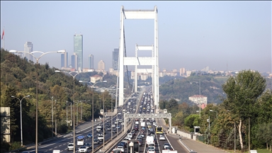 İstanbul'da haftanın üçüncü iş gününde trafik yoğunluğu yaşanıyor