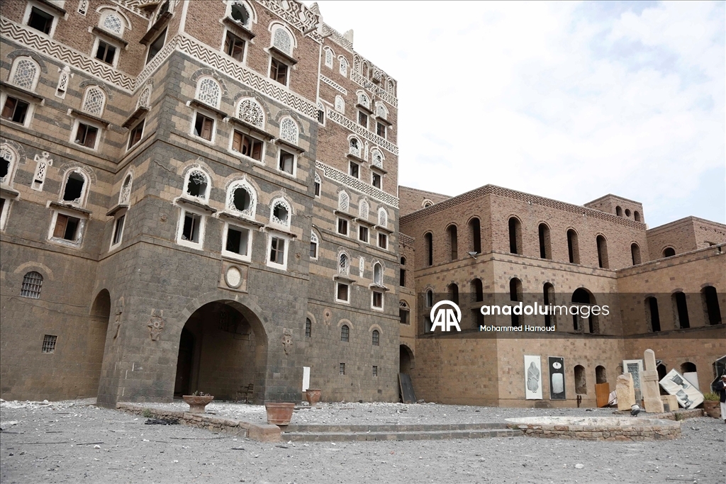 İsrail ordusunun Yemen'e düzenlediği saldırıda Yemen Ulusal Müzesi hasar gördü