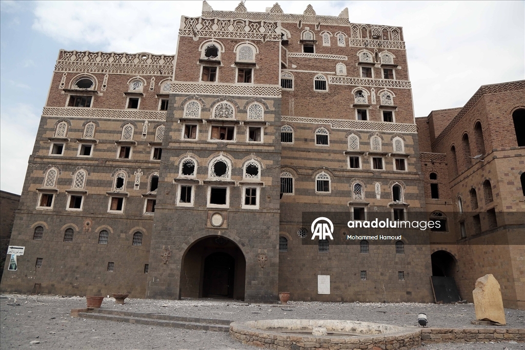 İsrail ordusunun Yemen'e düzenlediği saldırıda Yemen Ulusal Müzesi hasar gördü