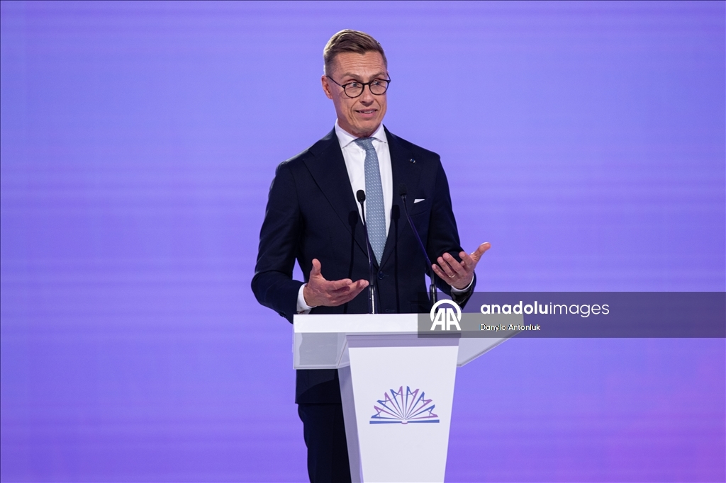 Саммит супруг лидеров в Киеве