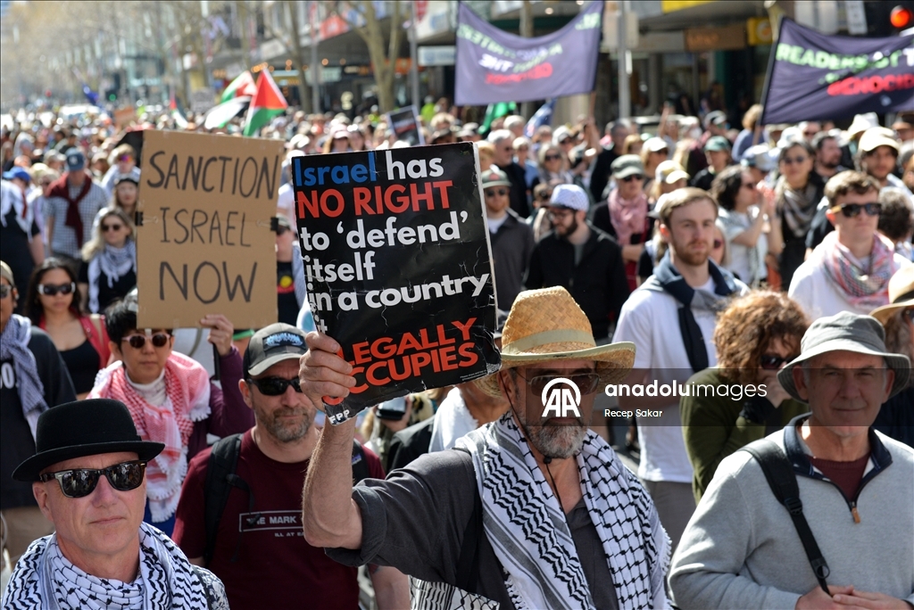 Avustralyalılar 100  haftadır Gazze için yürüyor