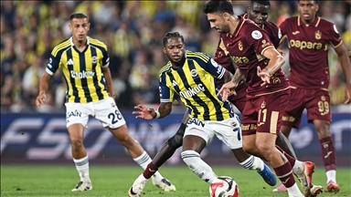 Fenerbahçe, Trabzonspor engelini tek golle geçti