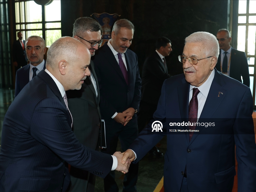 Cumhurbaşkanı Erdoğan, Filistin Devlet Başkanı Abbas ile görüştü