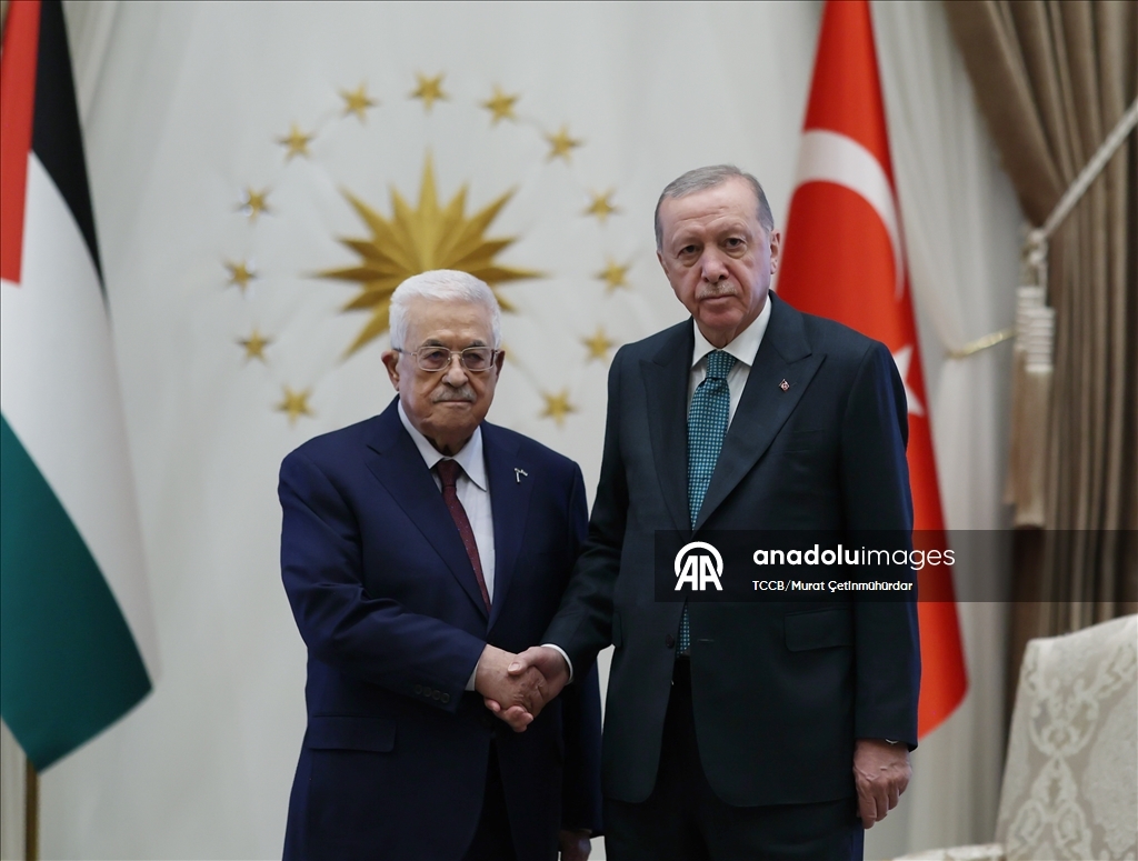 Cumhurbaşkanı Erdoğan, Filistin Devlet Başkanı Abbas ile görüştü